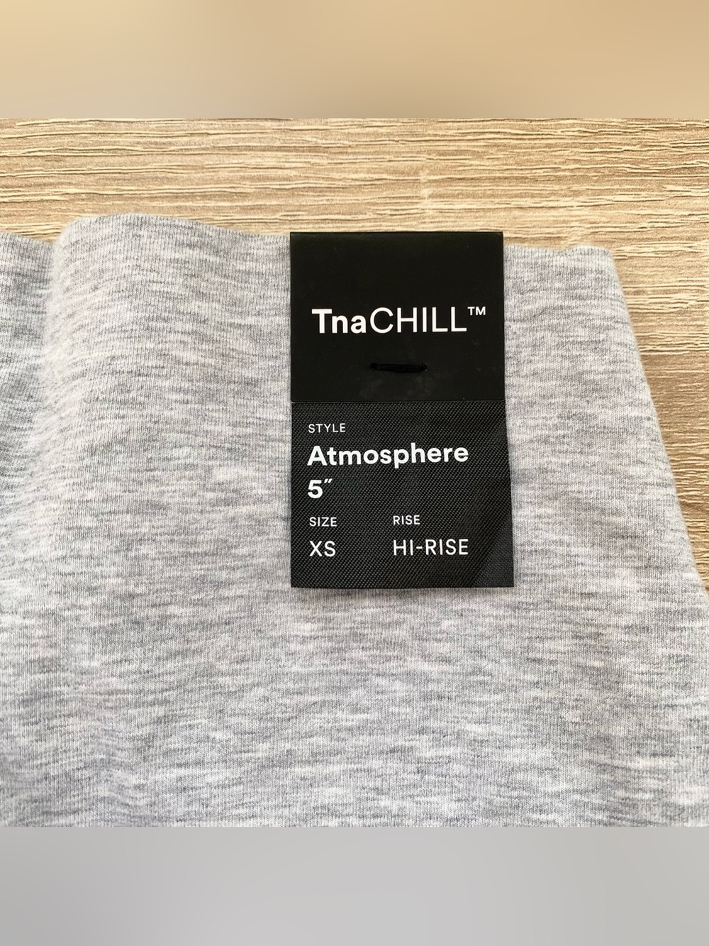 NWT Aritzia TNA Chill Atmosphere Shorts Seamless Cropped Tank XS - Picture 6 of 13